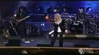 CYNDI LAUPER - DON&#39;T LET ME BE MISUNDERSTOOD - SOUNDSTAGE 04