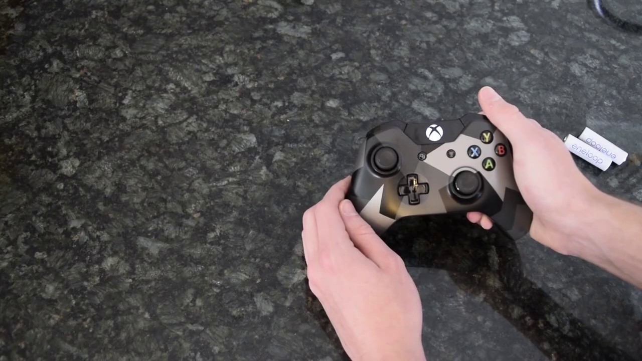 How To Change Xbox One Controller Batteries YouTube How To Change Xbox One Controller Batteries YouTube