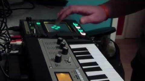 Kaossilator Pro + MKXL Glitchy Improv