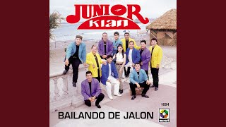 Video thumbnail of "Junior Klan - La Modelo"