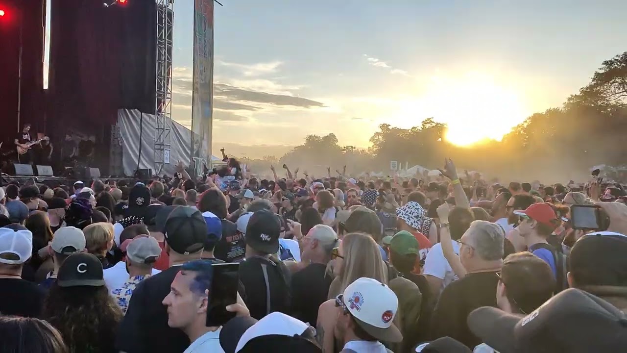 Lagwagon - May 16 (21.09.2024 @ Riot Fest, Chicago, IL)