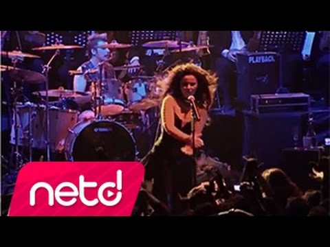 Şebnem Ferah - Vazgeçtim Dünyadan (10 Mart 2007 İstanbul Konseri)