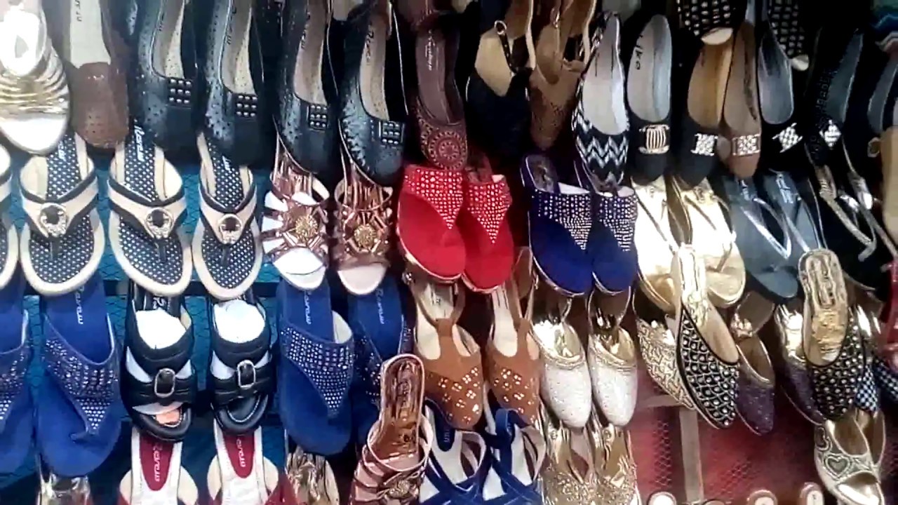 Chandni Chowk Sunday Market and ladyes Juta & Cloth Market Dhaka