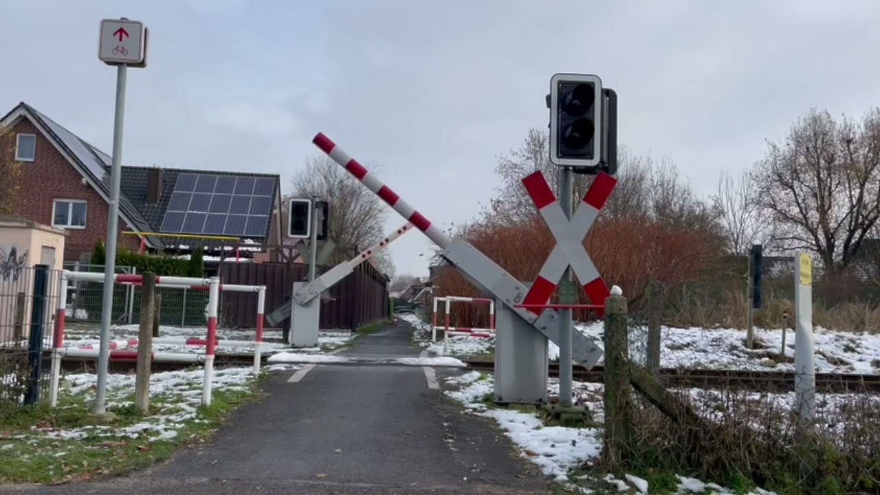 Spoorwegovergang Rosendahl (D) // Bahnübergang // Railroad Crossing