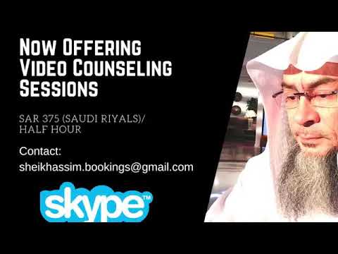 Wearing a Necklace or Ring with Allah's 