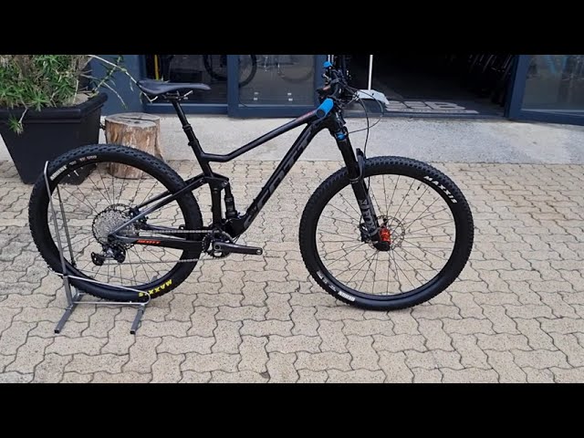 Scott Spark 940 (L) BM7291 - YouTube