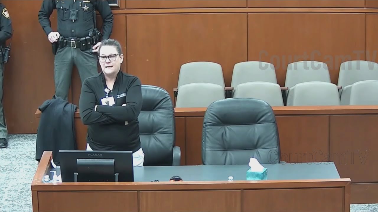 Мать расплакалась, когда судья вынес приговор ее сыну-подростку в суде!