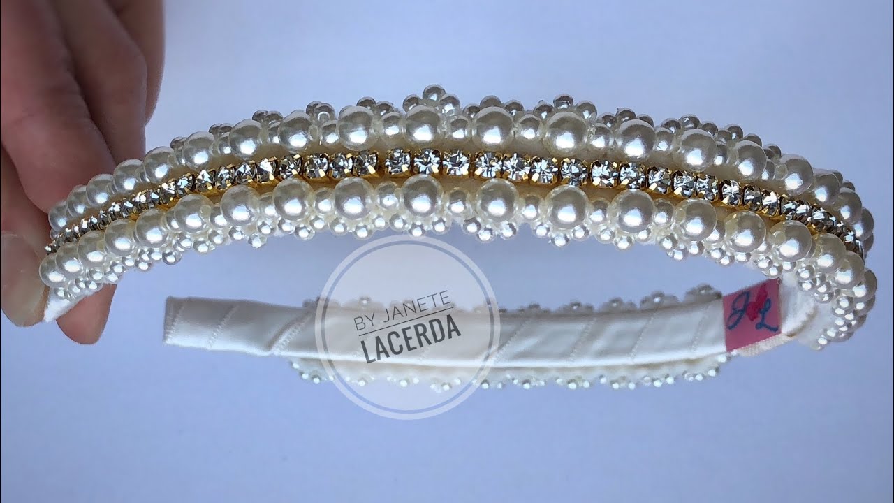 Tiara em pérola  bordada adaptável