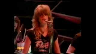 Hit & Run TOTP - Girlschool chords