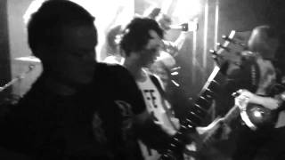 For Her Icon - Celebrate The Devastation Baarikaappi 22.01.2011