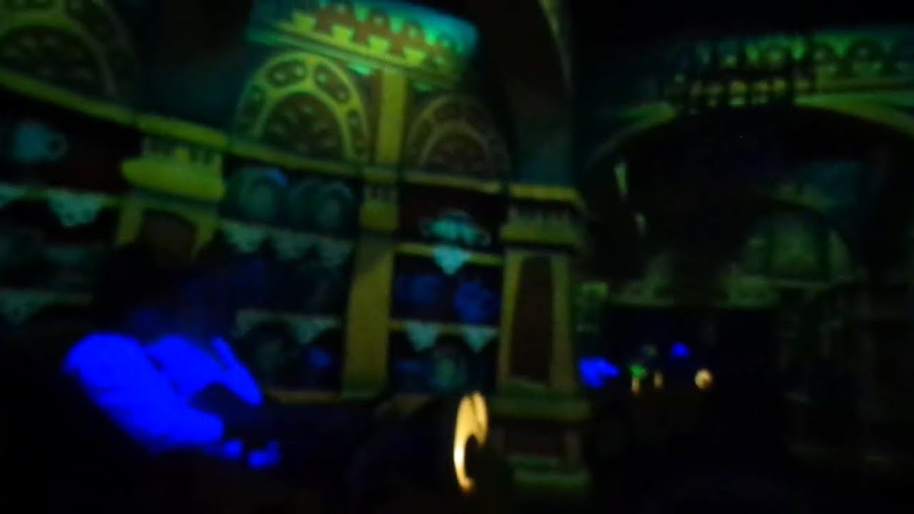 Roger Rabbit’s Car Toon Spin Attraction Ride Through 2019 - YouTube