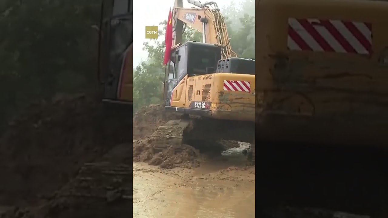 Rescuers in China's Zhejiang Province ramp up flood relief efforts