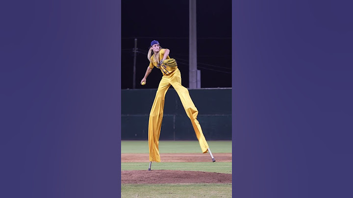 These stilts are bananas, b-a-n-a-n-a-s! 🍌😱