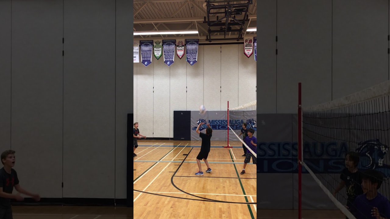 Pakmen 12U boys practice - Stefan passes, Danilo sets and Brecken spikes