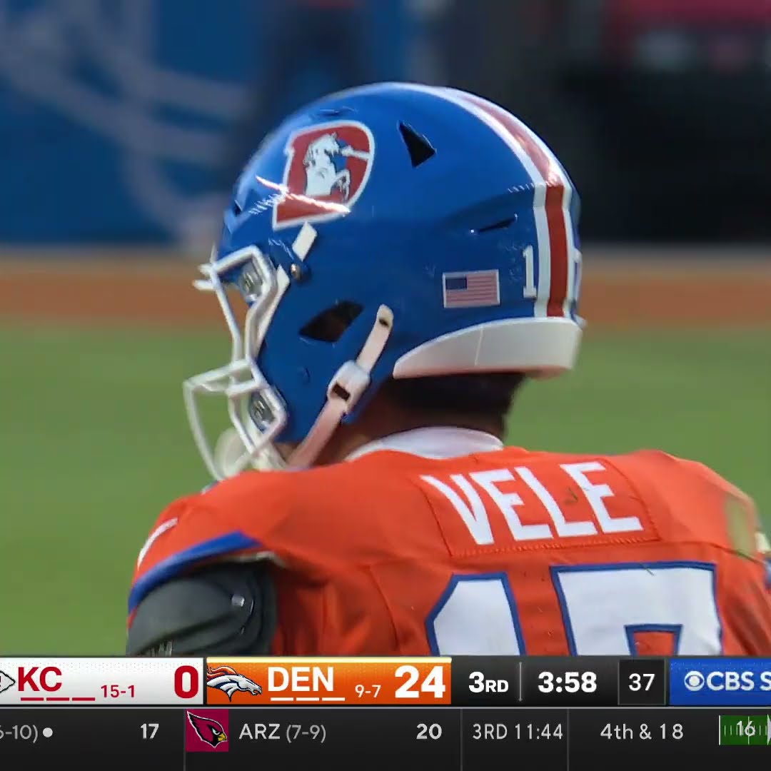 Devaughn Vele with a spectacular catch for a 32-yard Gain vs. Kansas City Chiefs