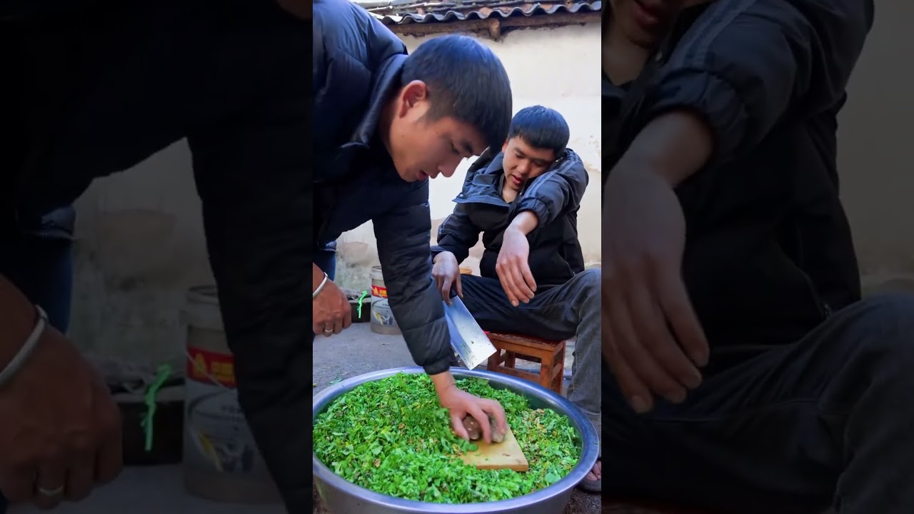 一坛普普通通的酸腌菜，藏着农村生活的简单与惬意！！