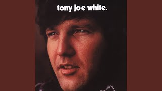Video thumbnail of "Tony Joe White - Traveling Bone"