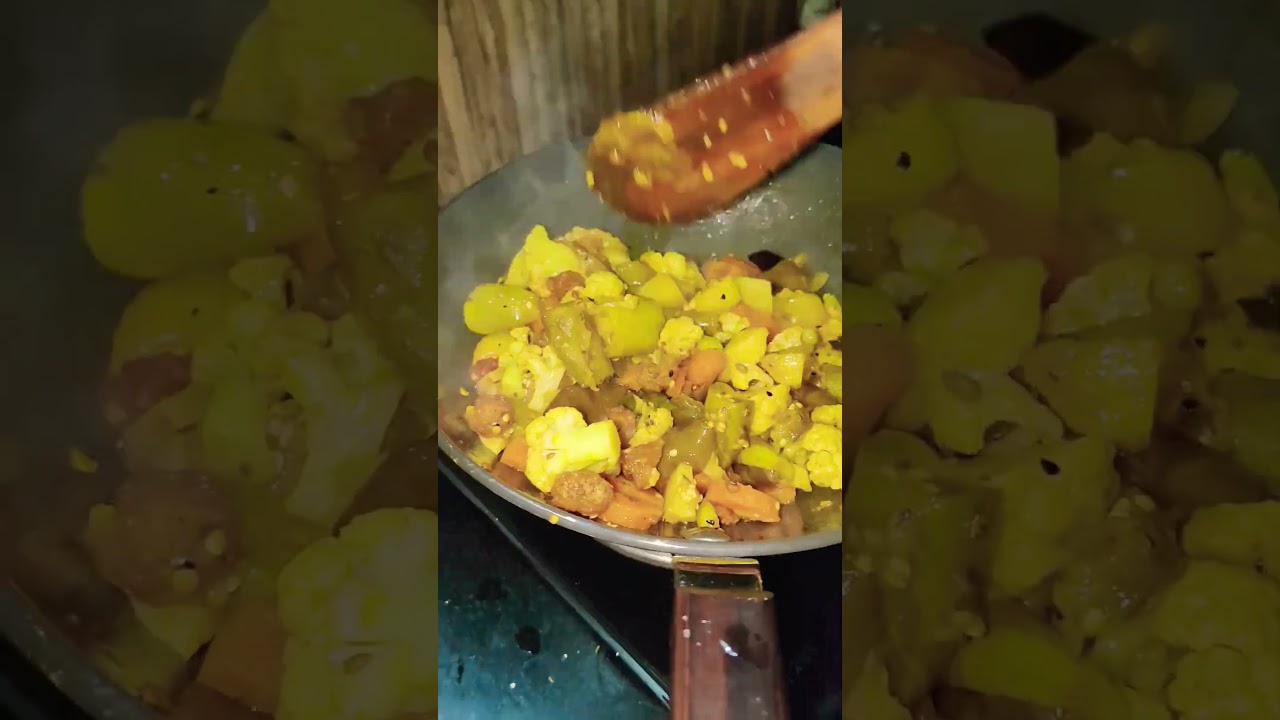 Bengal ki femous recipe labra torkari 