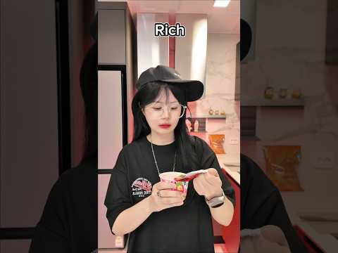 Normal vs Rich😂💸💸💸 #funny #TeamYELLOWHAT