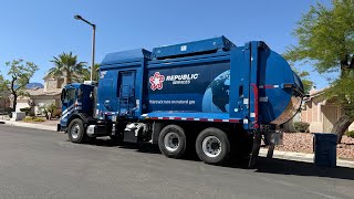 Republic Services Las Vegas: BRAND NEW 2026 Peterbilt 520 McNeilus ZR 1747 on Trash 