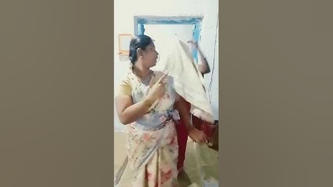 #🤣 ஒரு பொண்ணு போகுது 😂#trending #funny #shortsfeed #comedy#entertainer#YouTube per