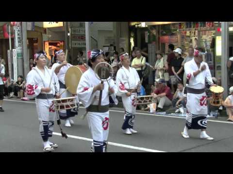 One of the Ren performing at the Yamato, Kanagawa, Awa-Odori festival on July 25, 2010 (shot with the Canon ivis HF21) (HD)