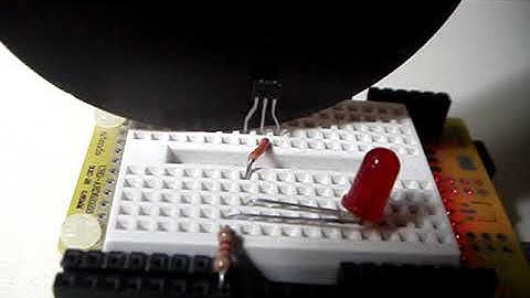 ホール素子で磁気シートの移動を検知する