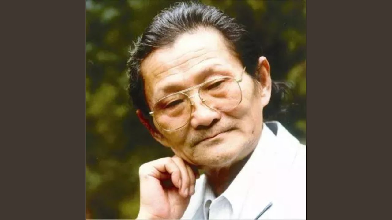 Regardez 请你告诉我 sur YouTube