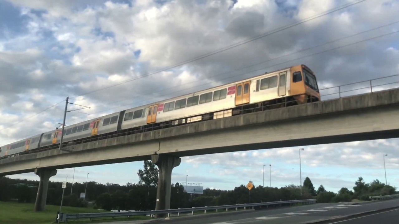 QR trains on the Brisbane Airport line YouTube
