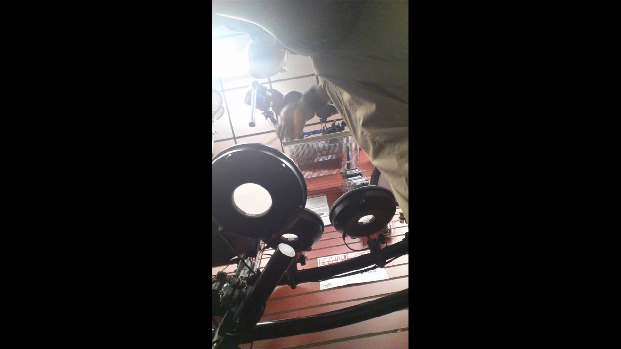 Guitar Center Lake Forest electric drums - YouTube