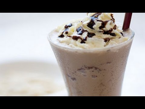 bodybuilding-frozen-coffee-protein-shake