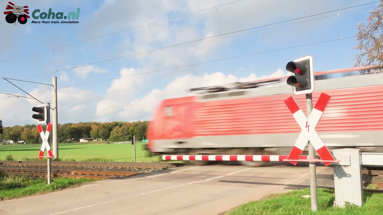 Bahnübergang Emmerich 😍4K😍 // German railroad crossing // Duitse Spoorwegovergang