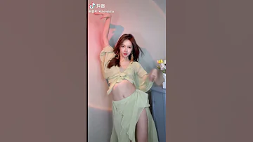 pretty Woman belly dance #Shorts #cutegirl #KPOP #JPOP #CPOP #TikTok #belly dance