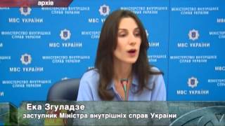 Видео В Киеве патрульные игнорируют аварийный участок. от ЧП.INFO, Днепровский спуск, Киев, Украина