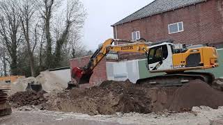 Download Lagu Het uitgraven gaat nog wel even door tot dat alle puin er uit is. 20-02-2026 MP3