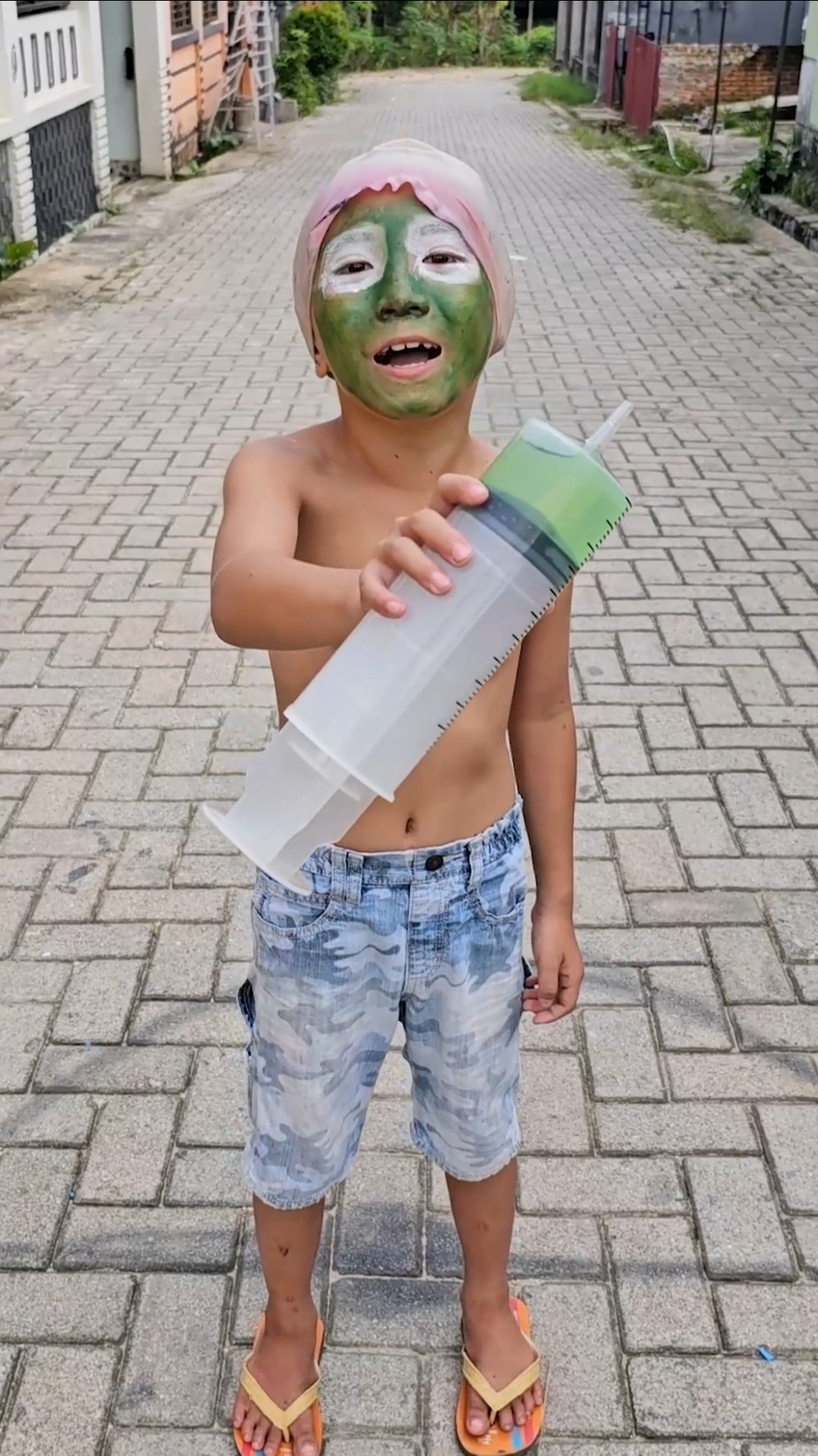 SHOCKED BY THE INJECTION OF A CHILD