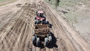 TOOMEY 4000B Scraper -  an overhead view looking into the bowl as it ejects.