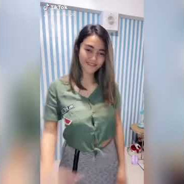 Gak Kuat Siapin TISU ! Jess Amalia Goyang Tiktok