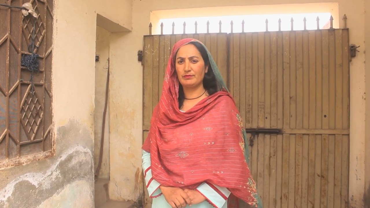 Noker rani ki chori pakrdi gy 😳 saima vilog subscribe my channal plz 