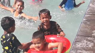 Wow..SDN 1 Gunungsari habis Renang di Water Par Ciperna mampir di Ramayana plumbon Cirebon(14)