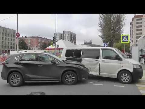 01.10.2017 Авария на перекрестке Достоевского и Чехова 07200 01.10.2017 Авария на перекрестке Достоевского и Чехова 07200
