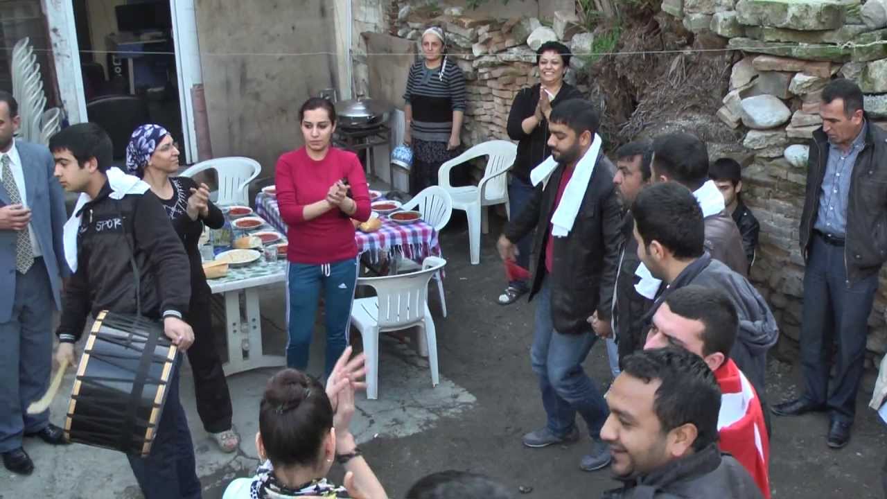 C@N VİDEO MEHMET CAN'IN ASKER EĞLENCESİNDEN,ARKADAŞLARININ KISA FASLI ;) 2