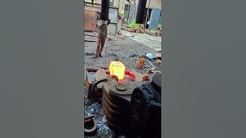 High temperature forging of giant rectangular iron blocks - Modern Forming Technology