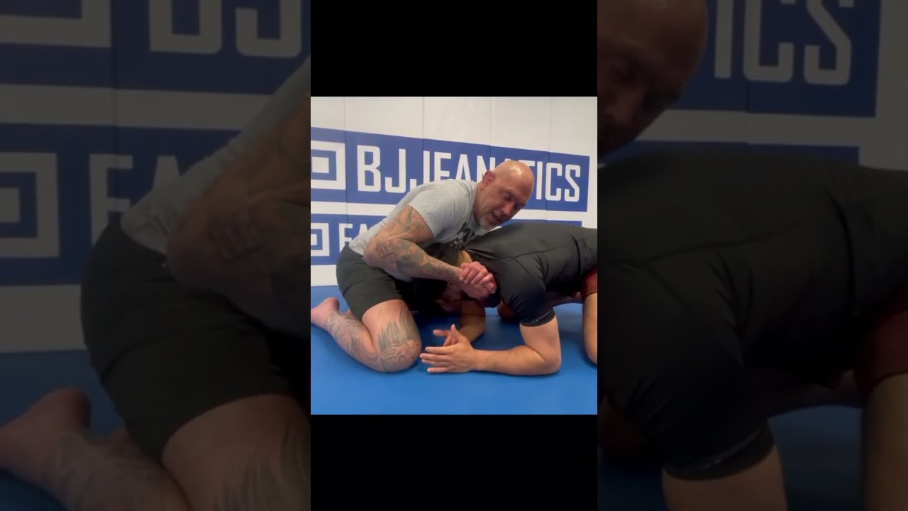 Guillotine Choke Variation by Neil Melanson - YouTube