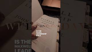 Quick Review of Maxwell Leadership Bible #johncmaxwell #maxwellleadership #leadership #bible #shorts