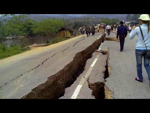 Strong earthquake shocks Ecuador! 5.8 magnitude earthquake in Esmeraldas, Quito
