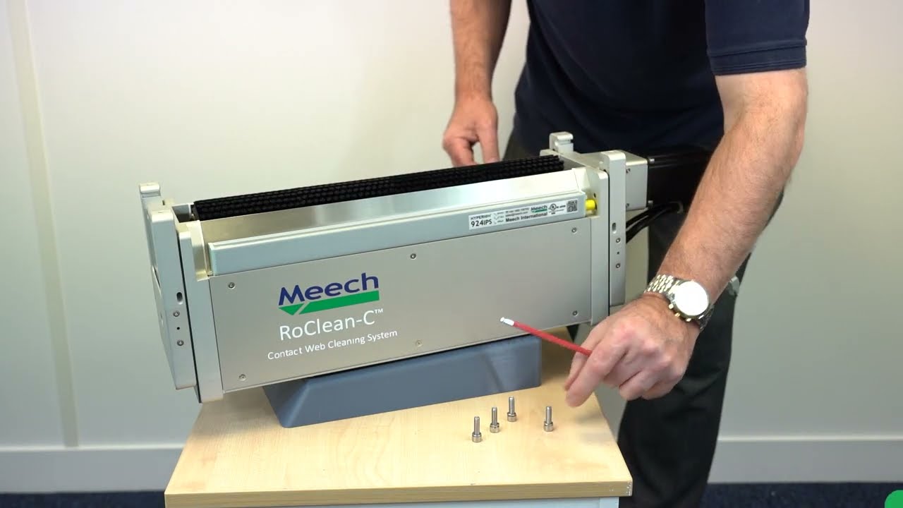 RoClean Instructional   Changing The Roller