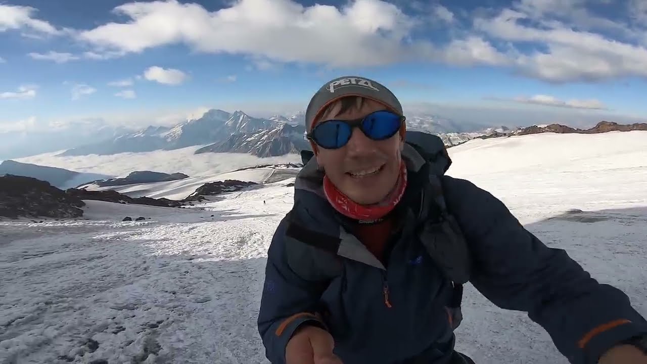 ВОСХОЖДЕНИЕ НА ЭЛЬБРУС на горных лыжах — а так было можно? Легче, чем пешком?
