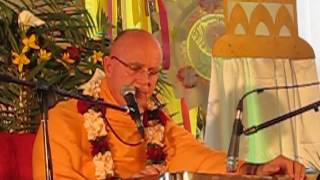 HH Indradyumna Swami || Kirtan for Lord Nrsimha