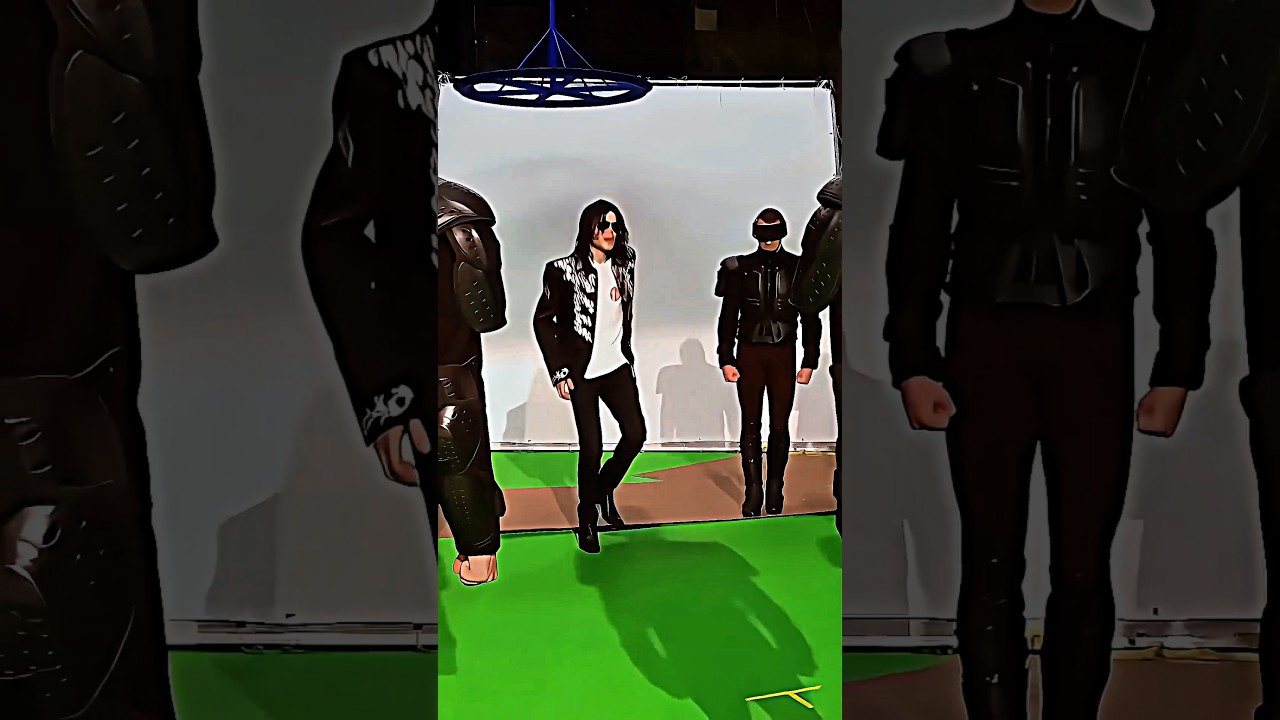 Вот как выглядит репетиция танцев Майкла Джексона за кулисами!